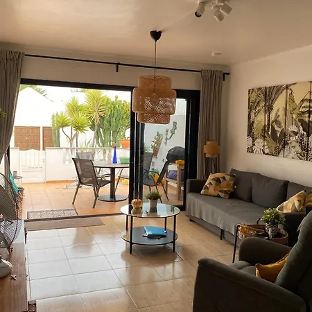 One Bedroom Playa Bastian Lejlighed