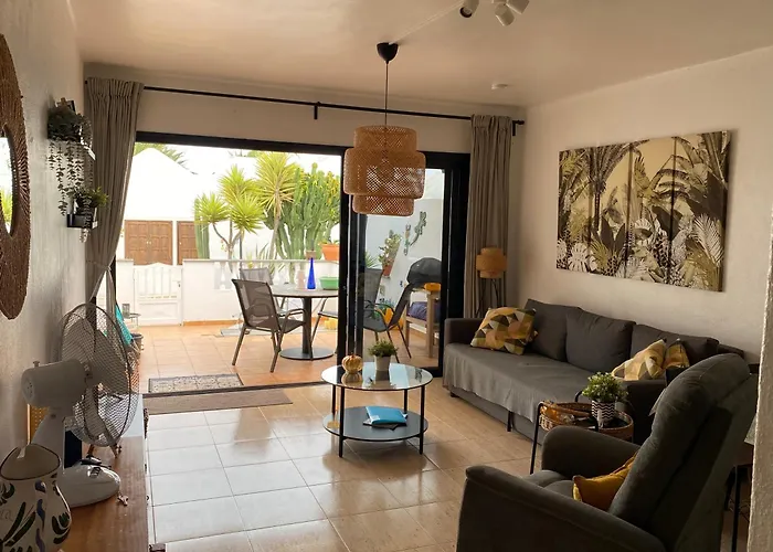 One Bedroom Playa Bastian Lejlighed